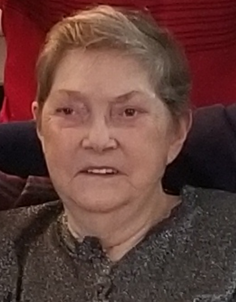 Carolyn Hoff